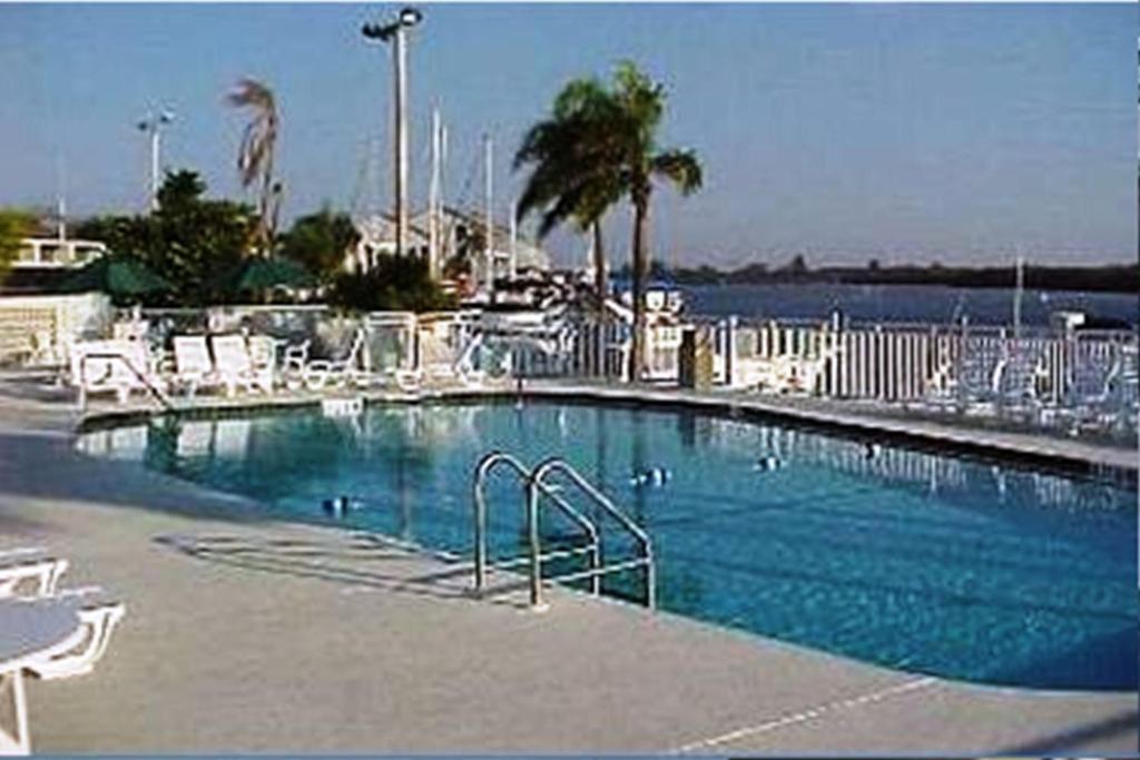 The Inn At Little Harbor Ruskin Exterior photo